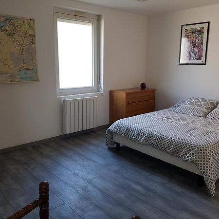 Appartement Rdc Avec Terrasse Epinac-les-Mines Eksteriør bilde